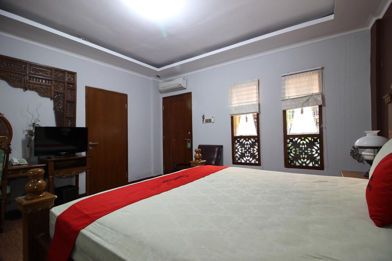 Reddoorz Plus Near Tugu Jogja 2 Yogyakarta Exteriör bild